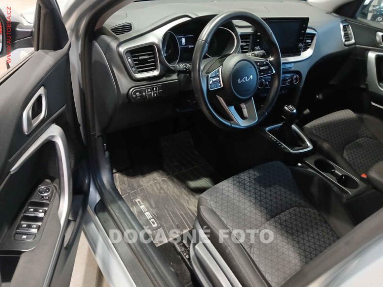 Kia Cee'd - hlavní fotka