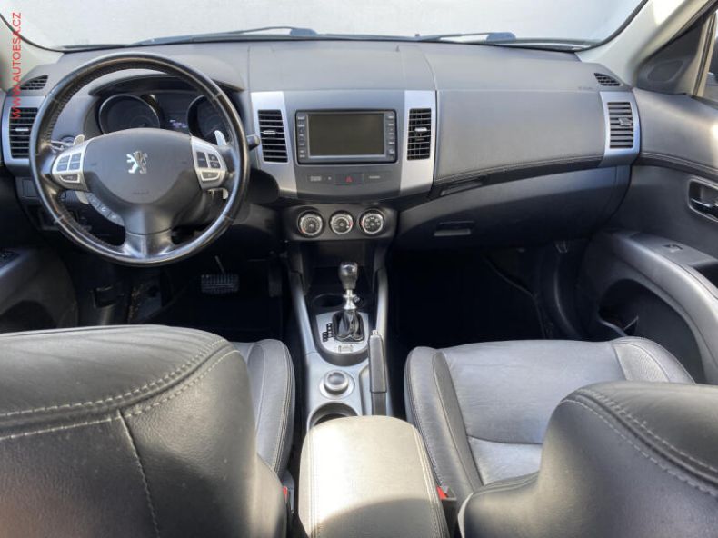 Peugeot 4007 - hlavní fotka