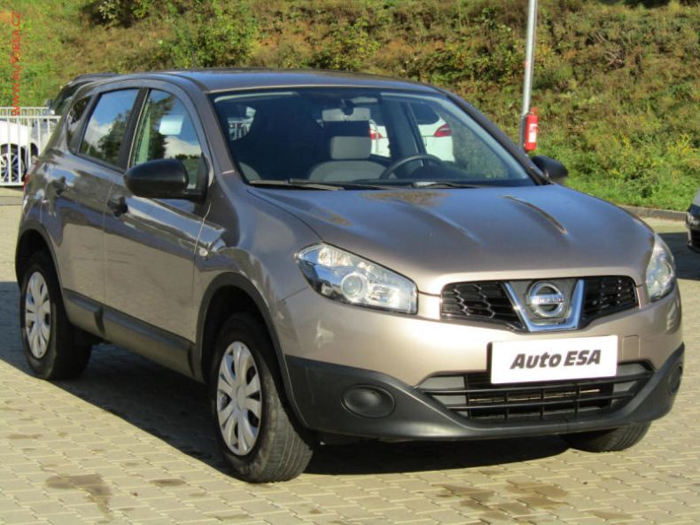 Nissan Qashqai - hlavní foto