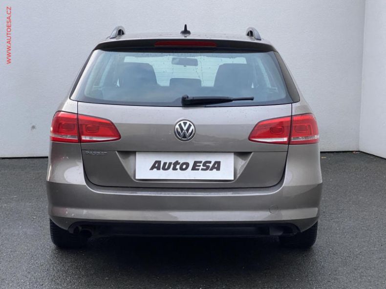 Volkswagen Passat - hlavní fotka