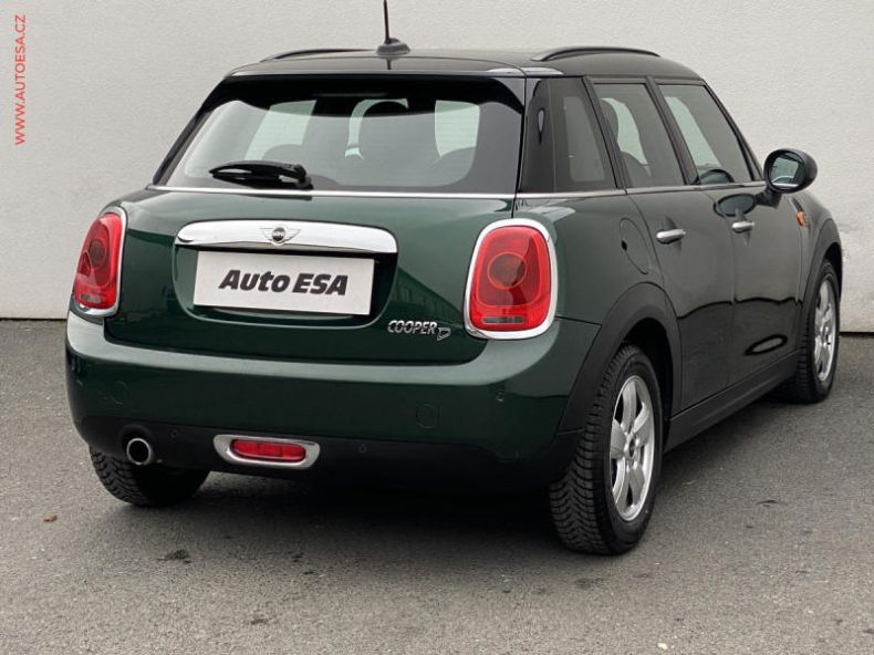 Mini Cooper - hlavní fotka