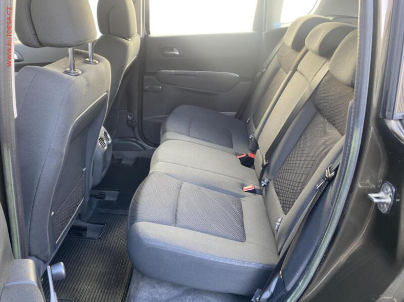 Peugeot 3008 - hlavní fotka