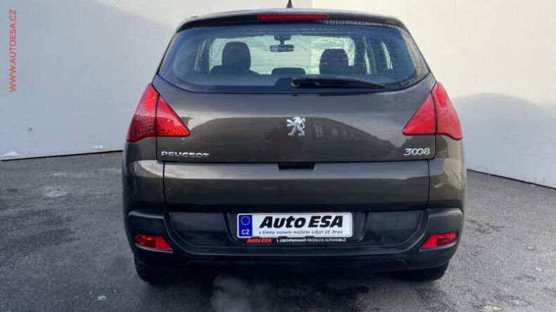 Peugeot 3008 - hlavní fotka