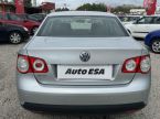 Volkswagen Jetta - fotka číslo 4