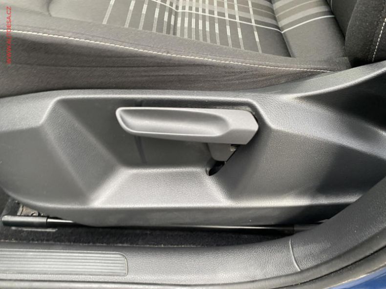 Volkswagen Golf - hlavní fotka