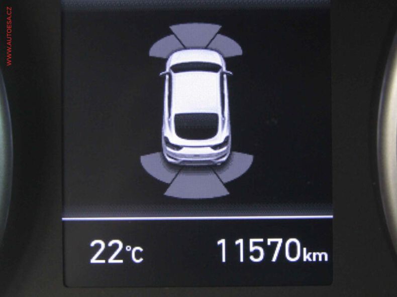 Hyundai i30 - hlavní fotka