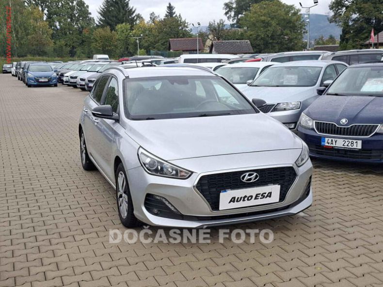 Hyundai i30 - hlavní fotka inzerátu