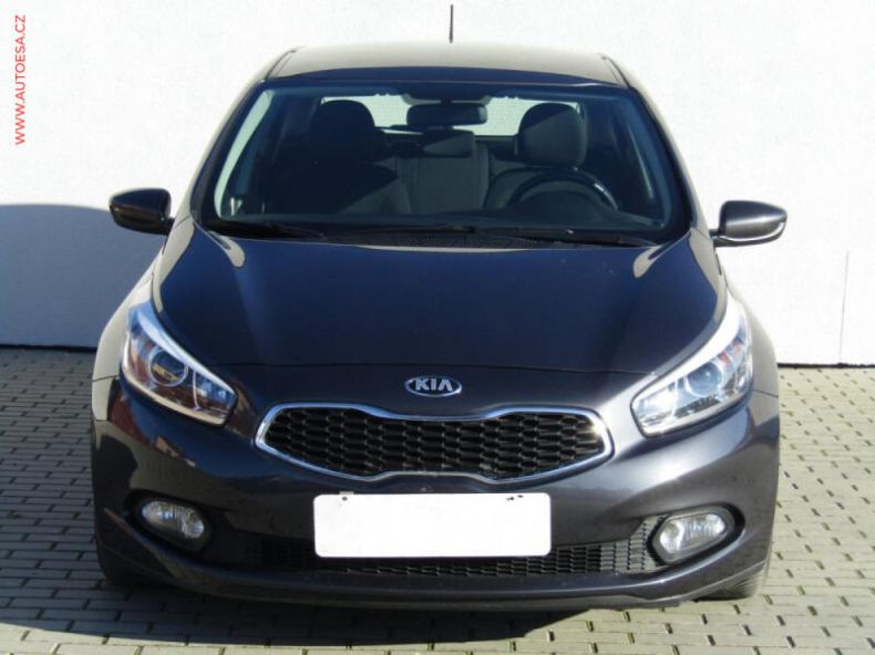 Kia Cee'd - hlavní fotka