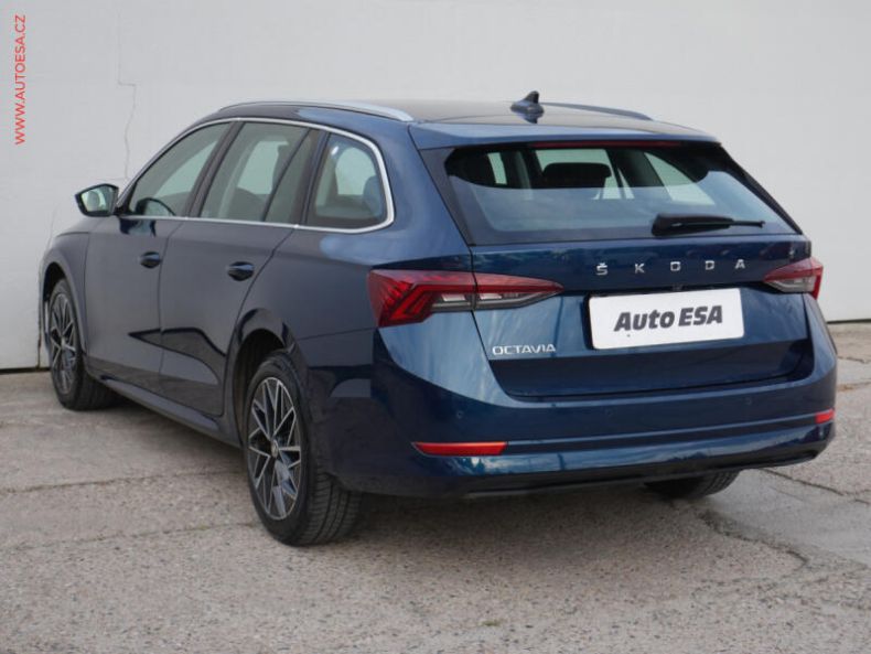 Škoda Octavia - hlavní fotka