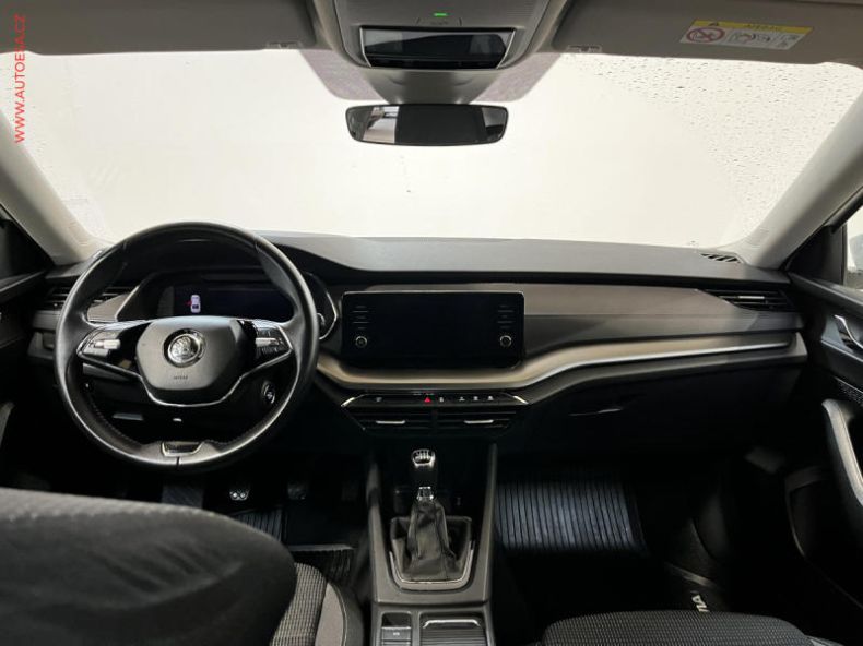Škoda Octavia - hlavní fotka