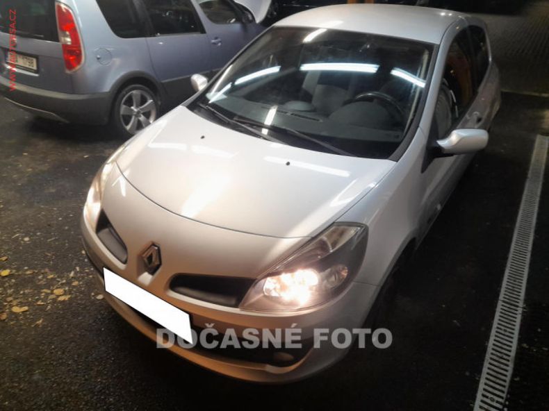 Renault Clio - hlavní foto