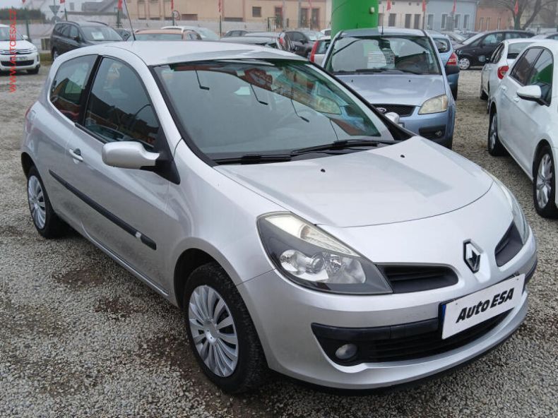 Renault Clio - hlavní foto