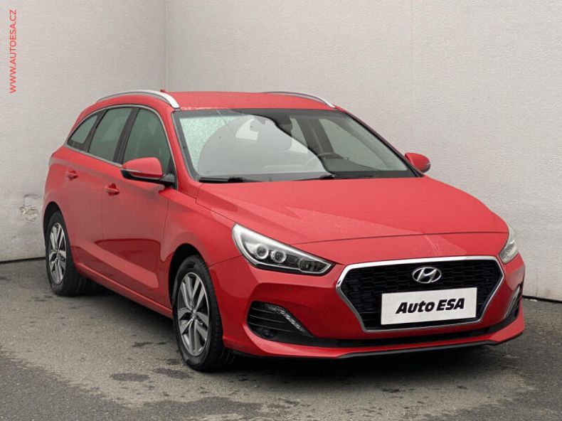 Hyundai i30 - hlavní foto