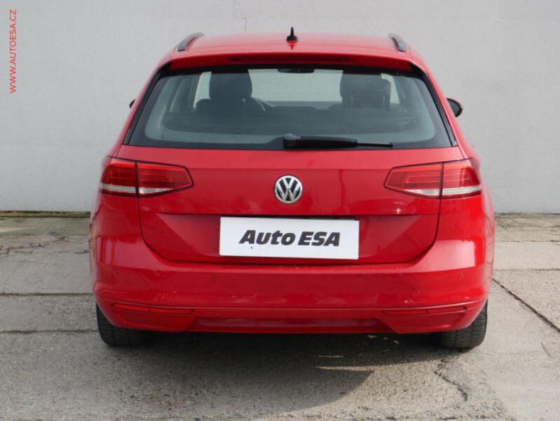 Volkswagen Passat - hlavní fotka