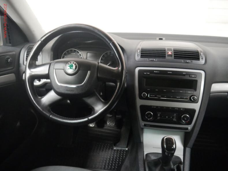 Škoda Octavia - hlavní fotka