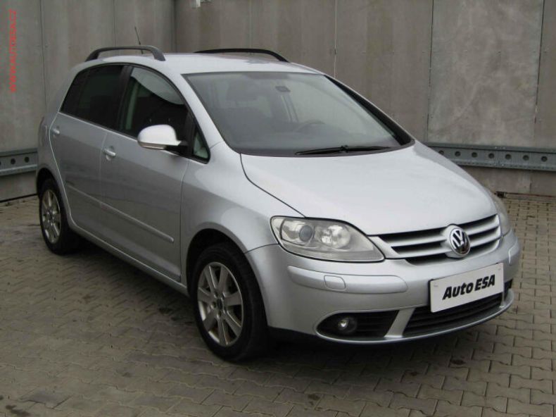 Volkswagen Golf - hlavní fotka inzerátu