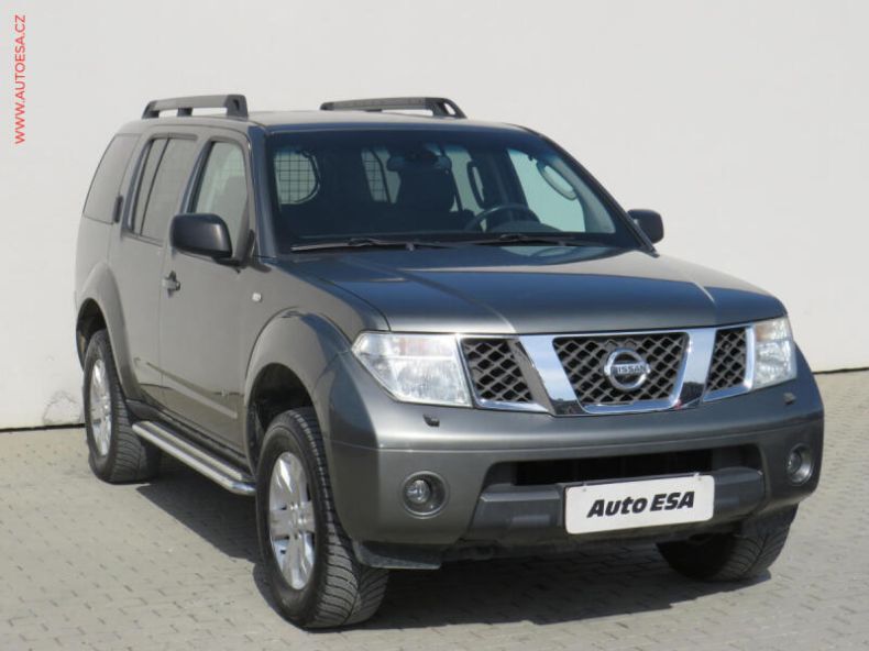Nissan Pathfinder - hlavní fotka inzerátu
