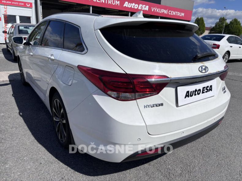 Hyundai i40 - hlavní fotka