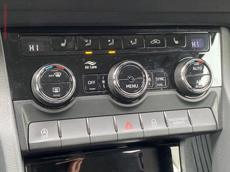 Škoda Karoq - hlavní fotka