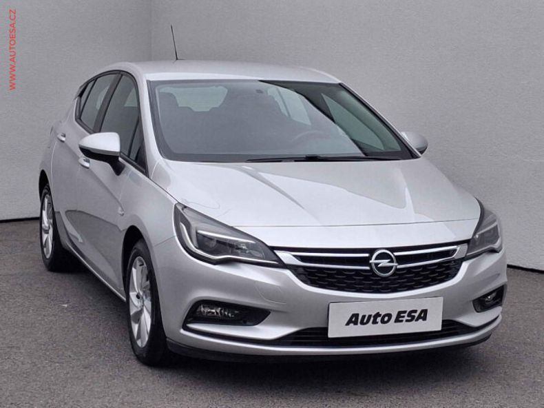 Opel Astra - hlavní fotka inzerátu