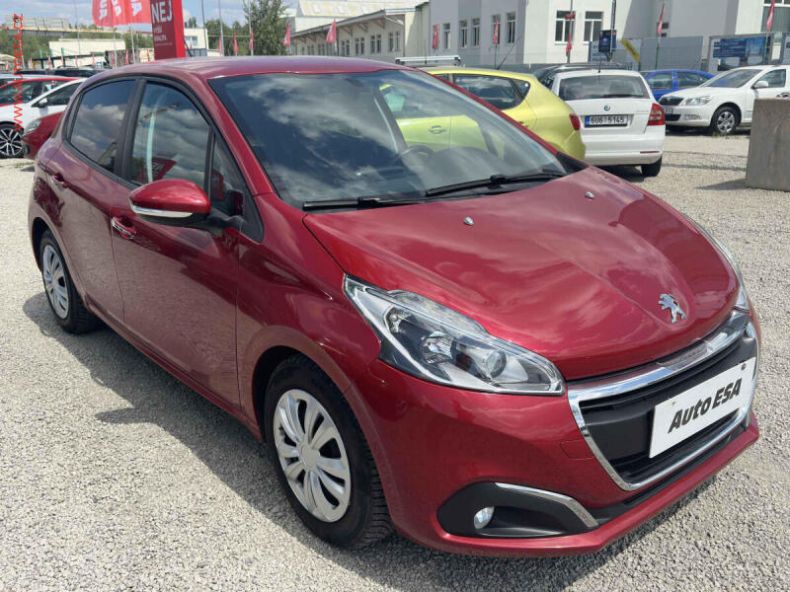 Peugeot 208 - hlavní fotka inzerátu