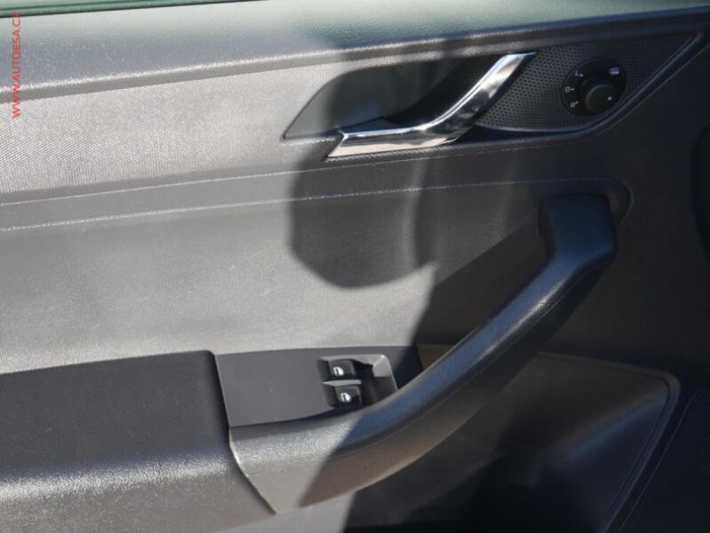 Škoda Rapid - hlavní fotka