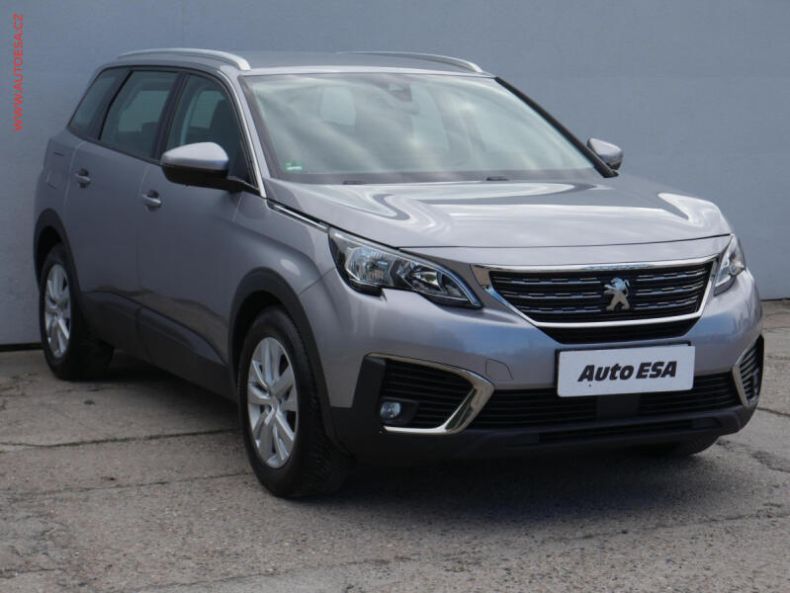 Peugeot 5008 - hlavní foto