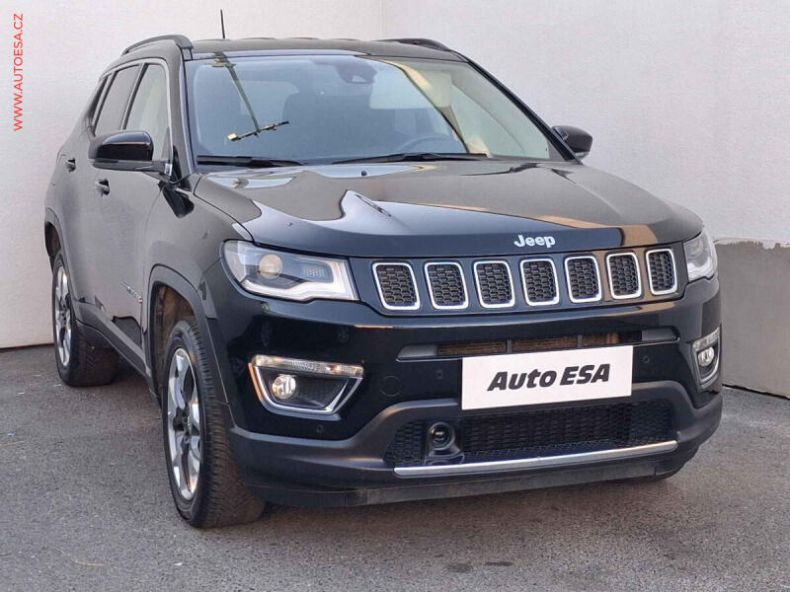Jeep Compass - hlavní foto