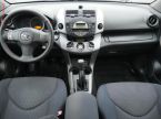 Toyota RAV 4 - fotka číslo 7