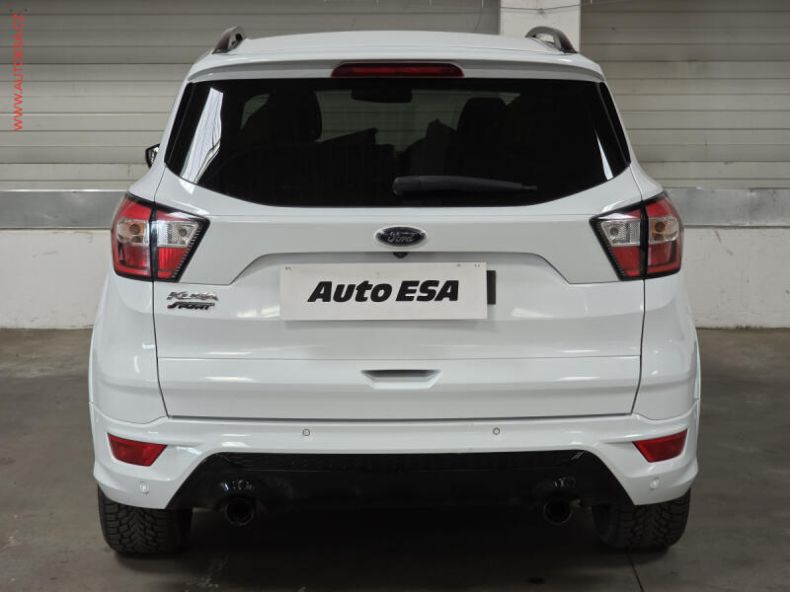 Ford Kuga - hlavní fotka