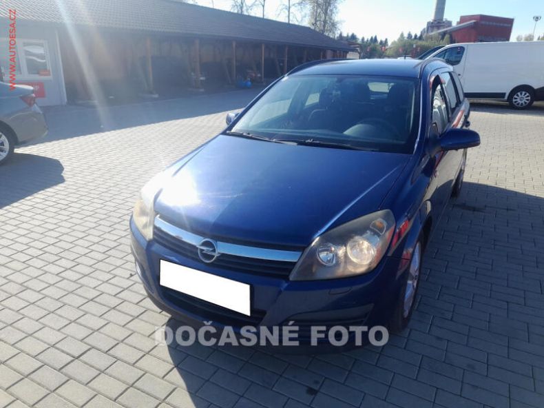 Opel Astra - hlavní fotka inzerátu