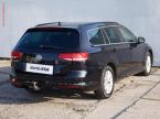 Volkswagen Passat - fotka číslo 5