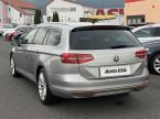 Volkswagen Passat - fotka číslo 5
