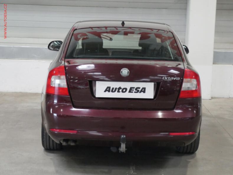 Škoda Octavia - hlavní fotka