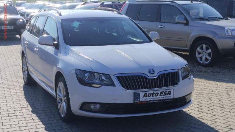 Škoda Superb - hlavní foto