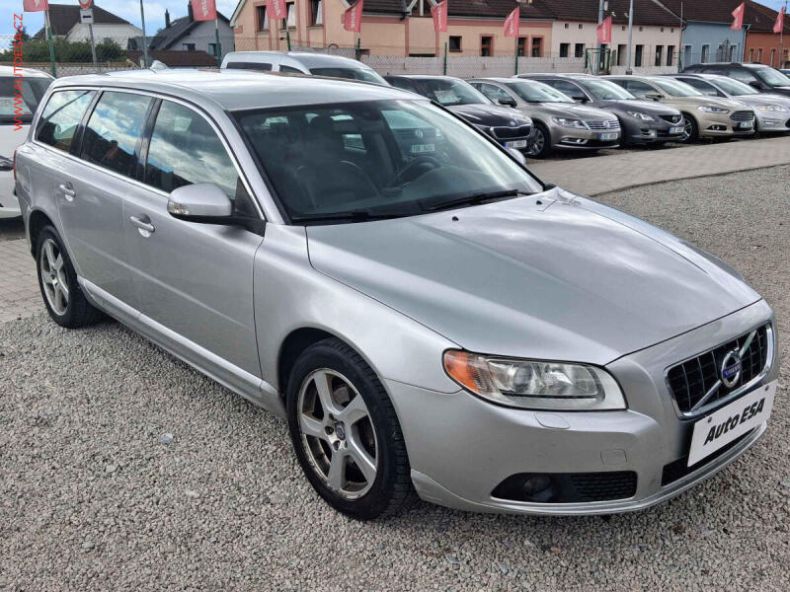 Volvo V70 - hlavní fotka inzerátu