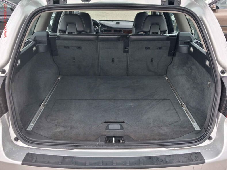 Volvo V70 - hlavní fotka