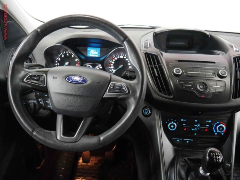 Ford Kuga - hlavní fotka