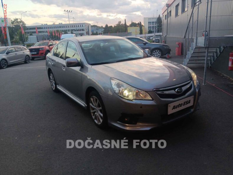 Subaru Legacy - hlavní foto