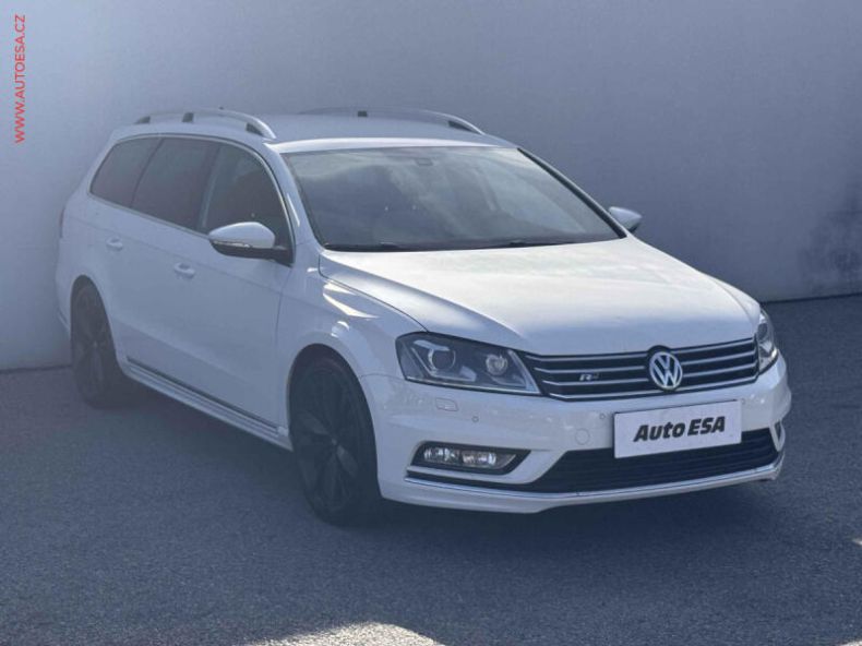Volkswagen Passat - hlavní fotka inzerátu