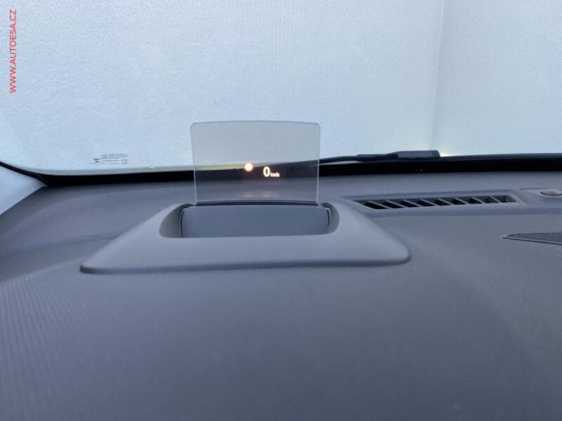 Opel Crossland X - hlavní fotka