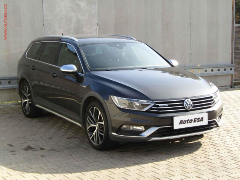 Volkswagen Passat - hlavní fotka inzerátu