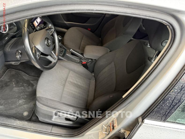 Škoda Octavia - hlavní fotka