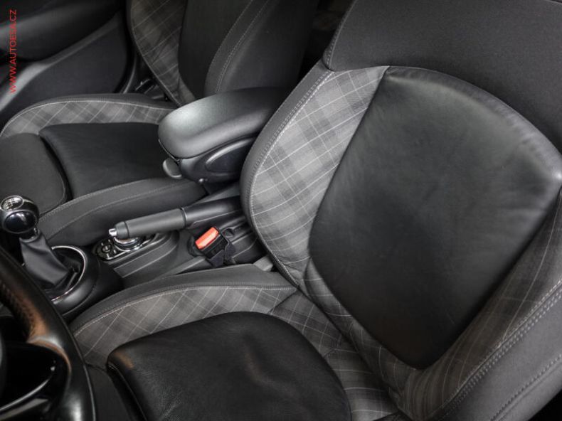 Mini Cooper - hlavní fotka