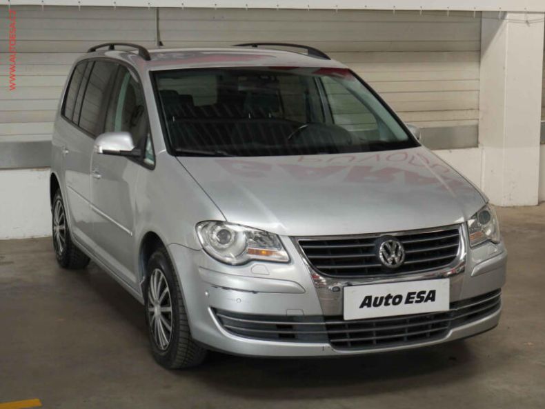 Volkswagen Touran - hlavní fotka inzerátu