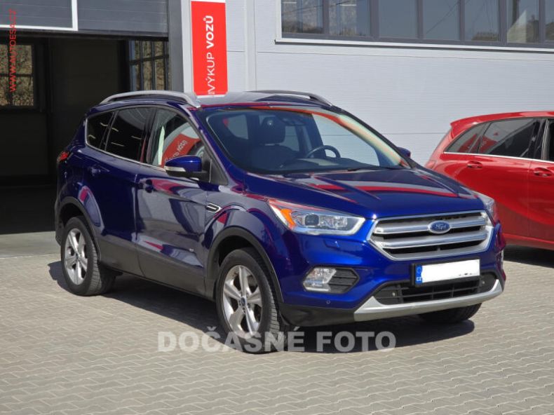 Ford Kuga - hlavní foto