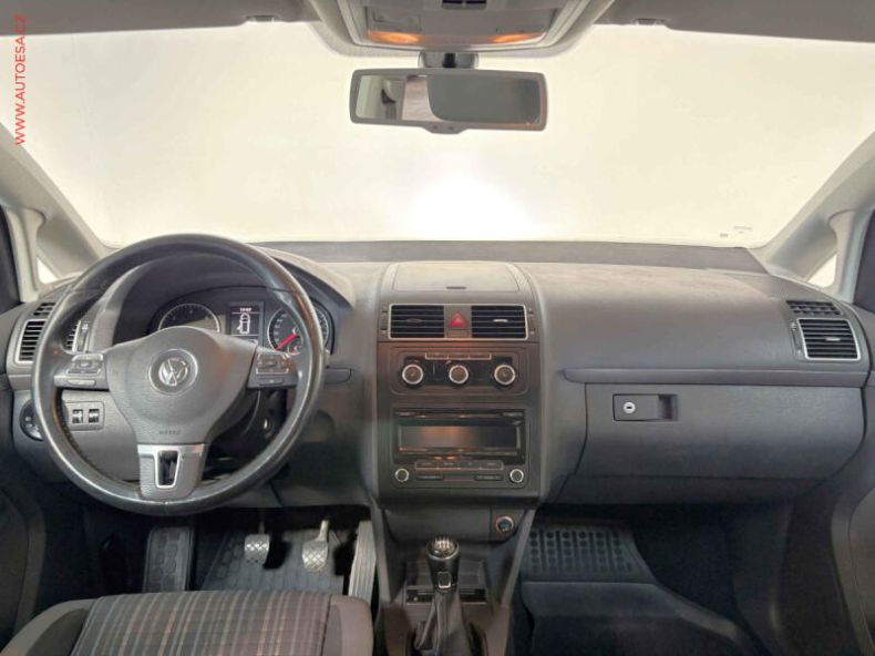Volkswagen Touran - hlavní fotka