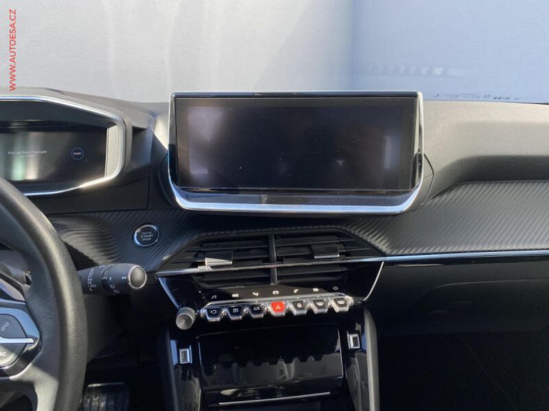 Peugeot 208 - hlavní fotka