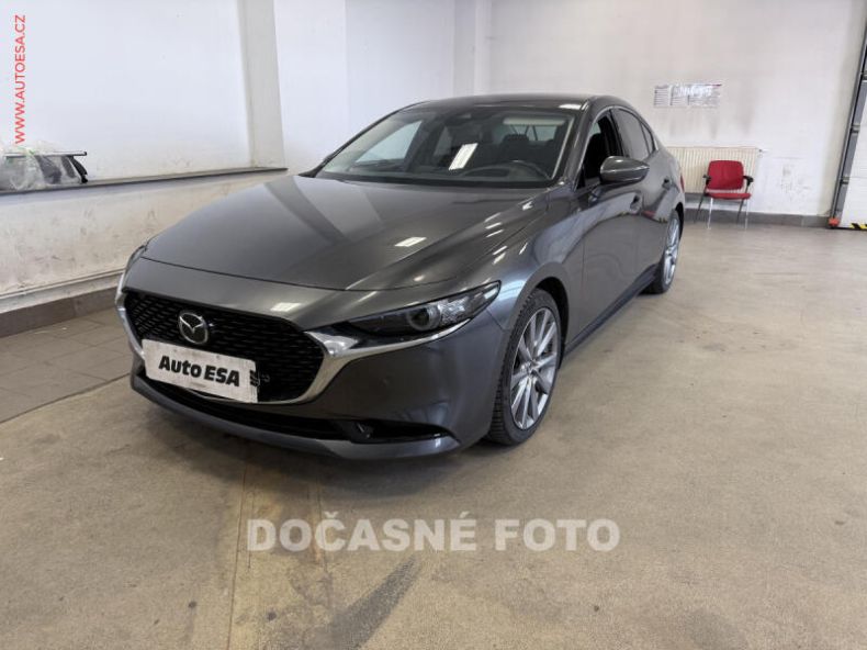 Mazda 3 - hlavní fotka inzerátu