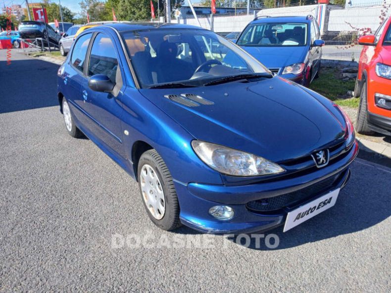 Peugeot 206 - hlavní fotka inzerátu